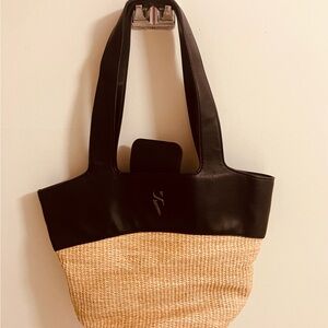 Elegant VERA WANG Black and Tan strawTote Bag